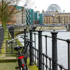 Nad jaką rzeką leży Berlin? Odkryj tajemnice Sprewy i Haweli