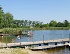 Jezioro Bnińskie: Idealne miejsce na wędkowanie i relaks nad wodą