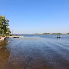 Jezioro Zegrzyńskie: Odkryj piękno, atrakcje i tajemnice tego miejsca
