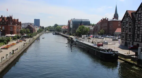 Jaka rzeka płynie przez Bydgoszcz? Odkryj tajemnice Brdy i Wisły